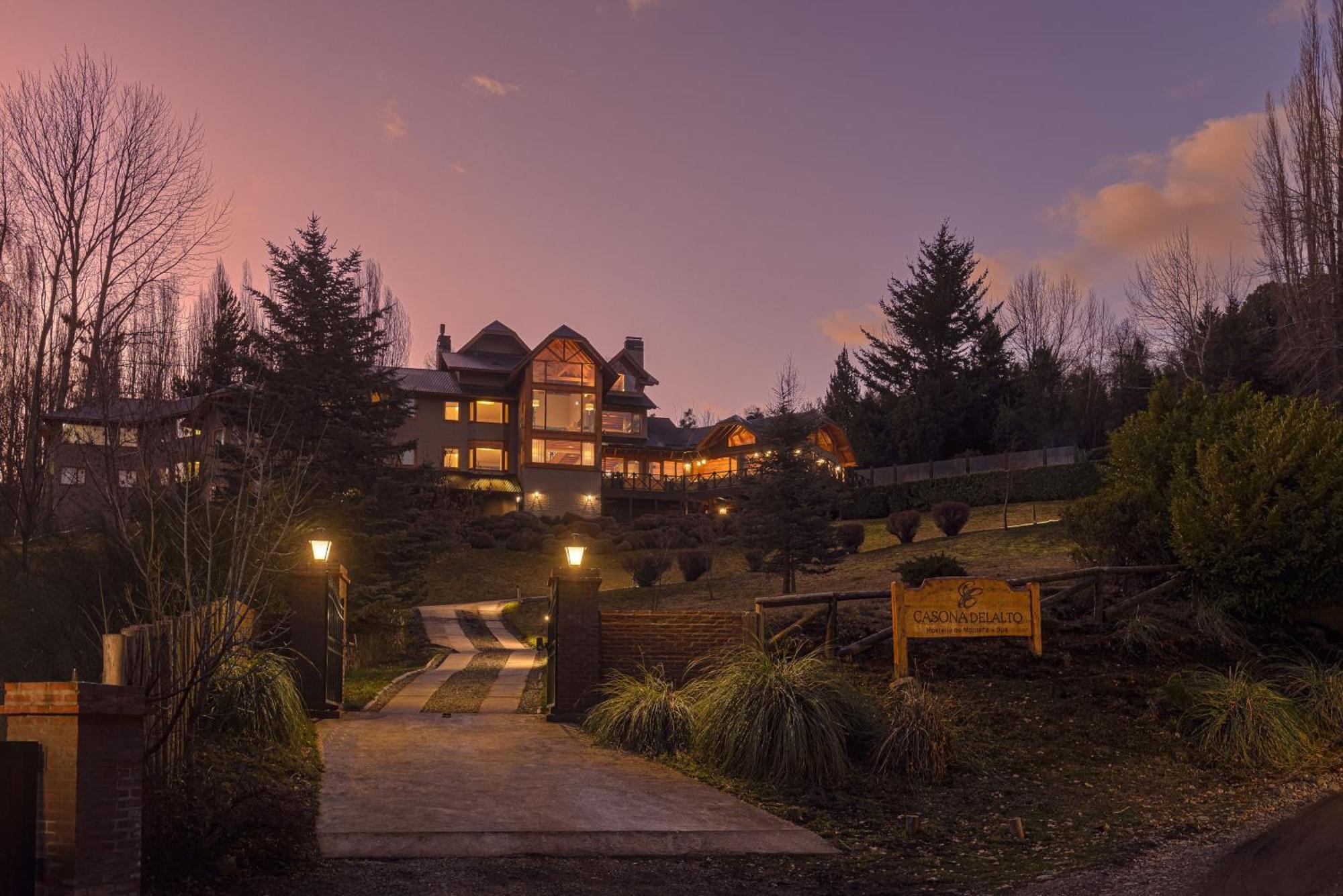 Casona Del Alto Hotel San Martín de los Andes Kültér fotó